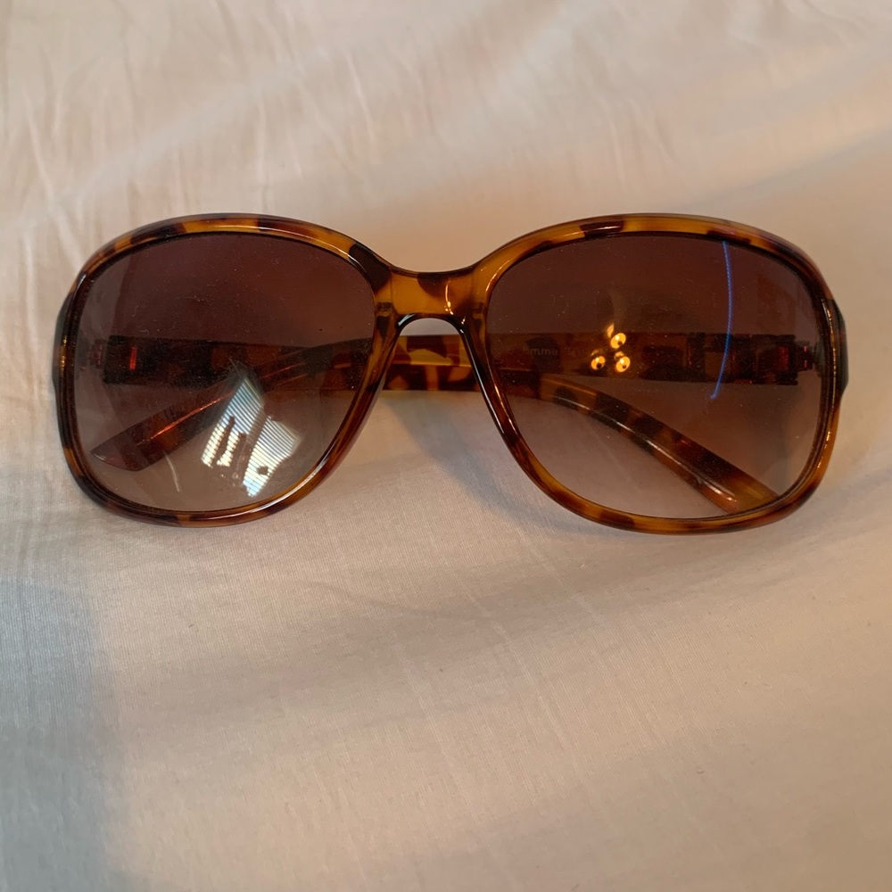 Foster Grant “Emma” Sunglasses